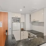 Apartment Story Bridge River Views, Pool, Sauna And Parking *