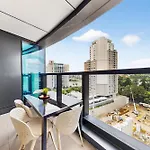 Level 15 Skytower 2Br Cbd Retreat