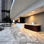 Queen\'S Wharf 1Br With View, Pool And Free Parking