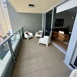 Apartment Skyline Escape - 3 Bedroom With River Views