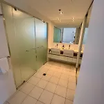 Skyline Escape - 3 Bedroom With River Views Apartment Brisbane