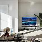Fortitude Valley By Flatiron High Floor 2bd Apartment