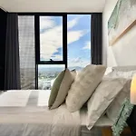 Fortitude Valley By Flatiron High Floor 2bd Apartment