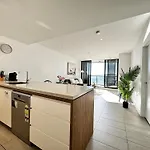 Fortitude Valley By Flatiron High Floor 2bd Apartment *