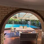 4Br Big Family House With Huge Pool