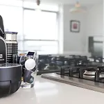 Keeping Cool On Connor - Executive 2Br Fortitude Valley Apartment With Pool And Views