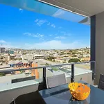 Keeping Cool On Connor - Executive 2Br Fortitude Valley Apartment With Pool And Views