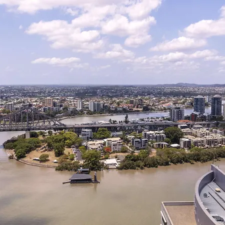 Oaks Aurora 4* Brisbane