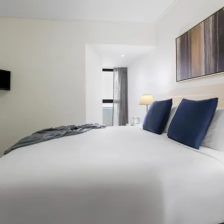 Aparthotel Oaks Aurora 4*