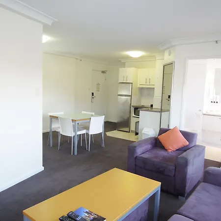 Aparthotel Park Regis North Quay