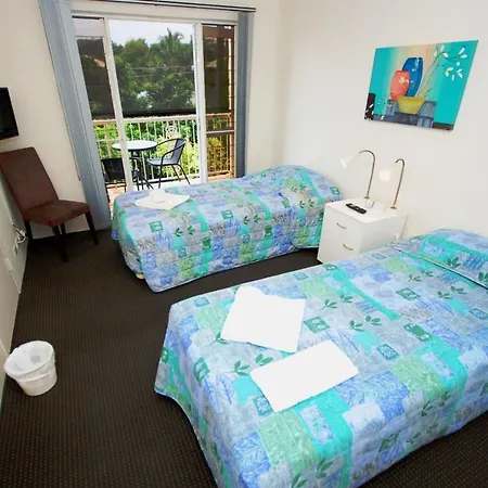 Isla House Greenslopes 3*