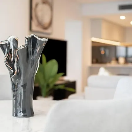 1404 Sophistication And Luxury On The River By Stylish Apartment Brisbane