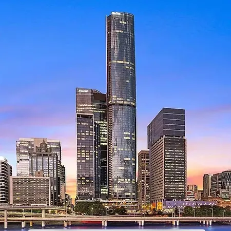 1404 Sophistication And Luxury On The River By Stylish Brisbane