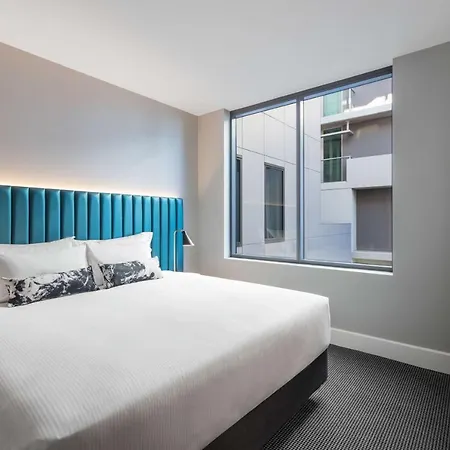 Adina Aparthotel 4*