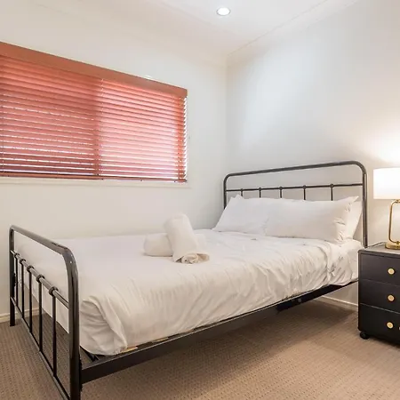 Holiday home Lovely Family 3 Bedroom Townhouse Close To By Serain Residences *