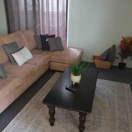 4 Bedroom On The Ground Floor All For You *