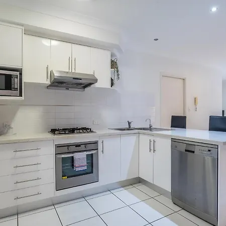 Lovely Family 3 Bedroom Townhouse Close To By Serain Residences * Brisbane