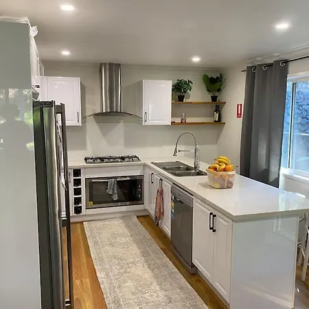 4 Bedroom On The Ground Floor All For You Apartment Brisbane