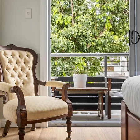 Holiday home Spaciously Eclectic 2-bed Townhouse *