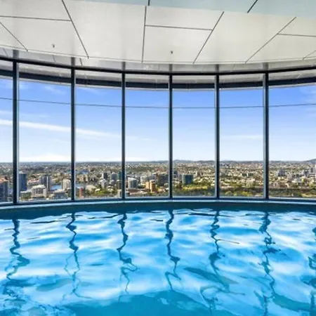 60th Floor - Skytower Apartment