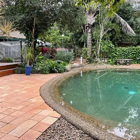 Authentic Queenslander In The Heart Of Brisbane