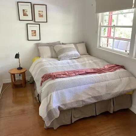 Authentic Queenslander In The Heart Of Villa *