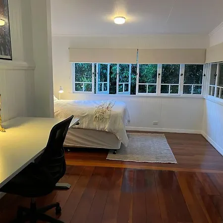 Authentic Queenslander In The Heart Of Villa Brisbane