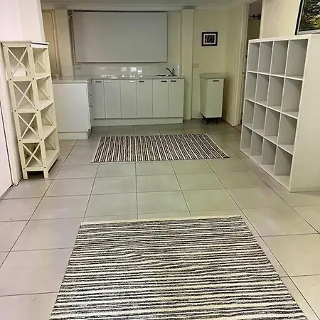 Authentic Queenslander In The Heart Of Villa *