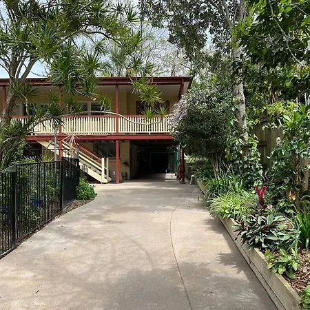 Authentic Queenslander In The Heart Of Villa Brisbane