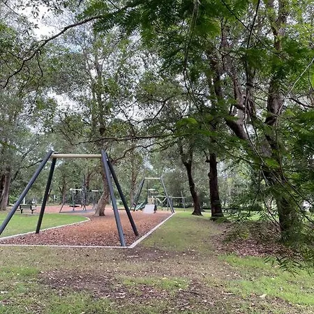 Authentic Queenslander In The Heart Of Villa *