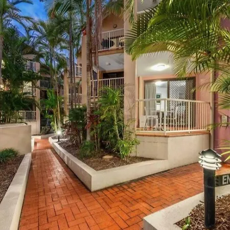 Oasis In Cbd With Free Secured Parking