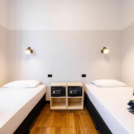Hostel Bunk
