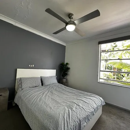 Central, Leafy & Modern 3-bedroom