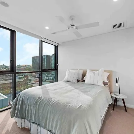 Fortitude Valley Prime Position 2 X Bed, View, Parking, Pool Apartment Brisbane