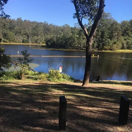Cosy Mid-century Cabin By The Golf Course. Apartment Brisbane