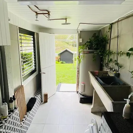 Cosy Mid-century Cabin By The Golf Course. Apartment