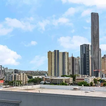 Fortitude Valley Prime Position 2 X Bed, View, Parking, Pool Brisbane