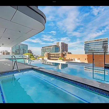 Apartment Fortitude Valley Prime Position 2 X Bed, View, Parking, Pool *