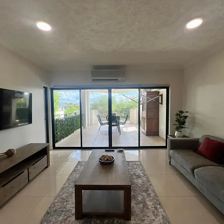 Apartment Luxe 2 Bedroom Apt W/ Car Park Brisbane