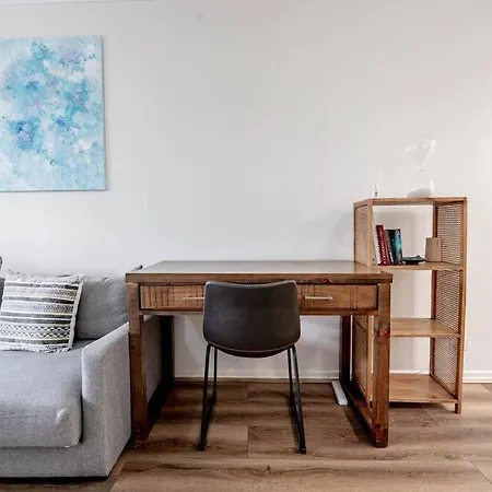 Relax In 2b2b Chateau Near Uq With Parking+balcony Brisbane