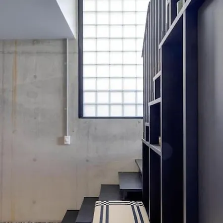 Escape 2 The New 3bed Highgate Hill Apartment *