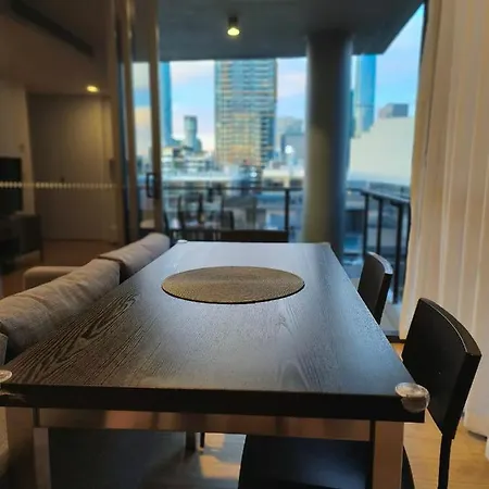 Inner Free Parking Indoor& Great Location&view&prem Netflix Apartment *