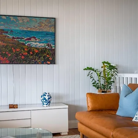 Stylish Overlooking Moreton Bay Brisbane