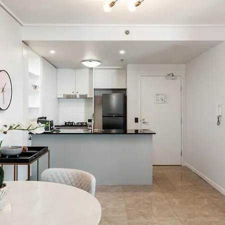 Story Bridge View Prime Location 2bd Apt Brisbane
