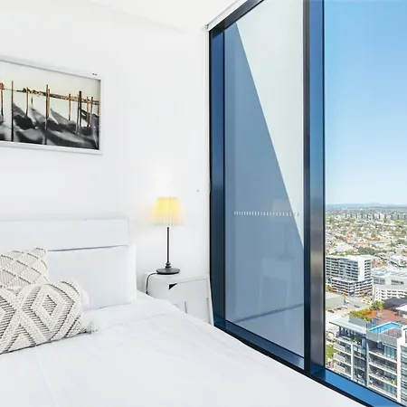 Elegant And Cozy Floor 1bd At South Bank *