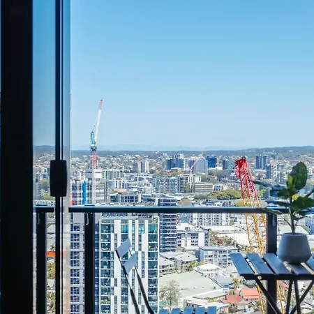Apartment Elegant And Cozy Floor 1bd At South Bank