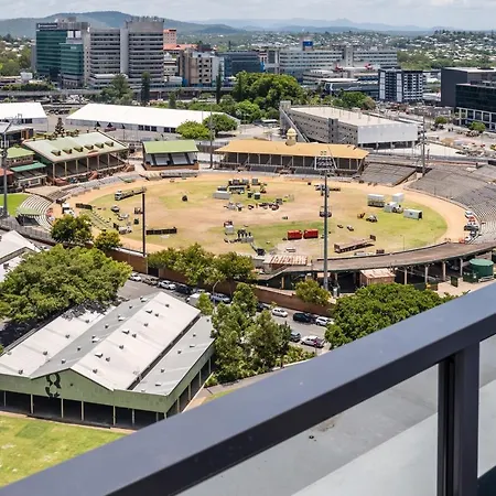Central Bowen Hills Apartment Brisbane