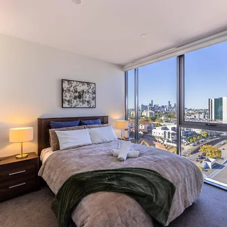 Apartment New 1 Bed 1bath At Toowong
