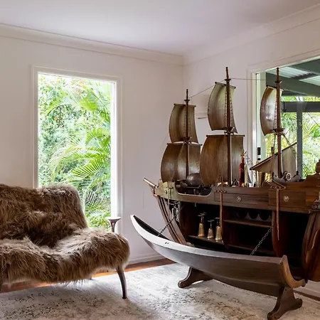Villa Willow Luxury Retreat: Pool Jacuzzi, Sauna Brisbane