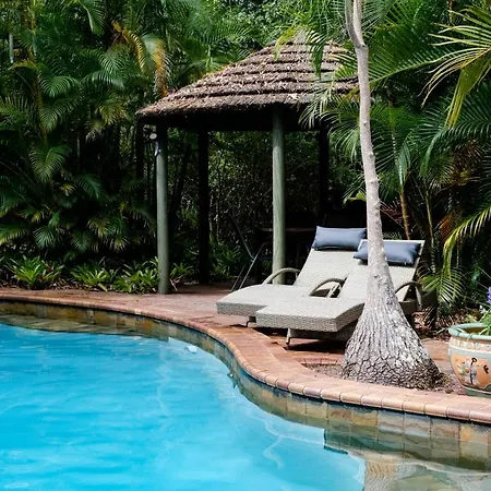 Willow Luxury Retreat: Pool Jacuzzi, Sauna Villa Brisbane